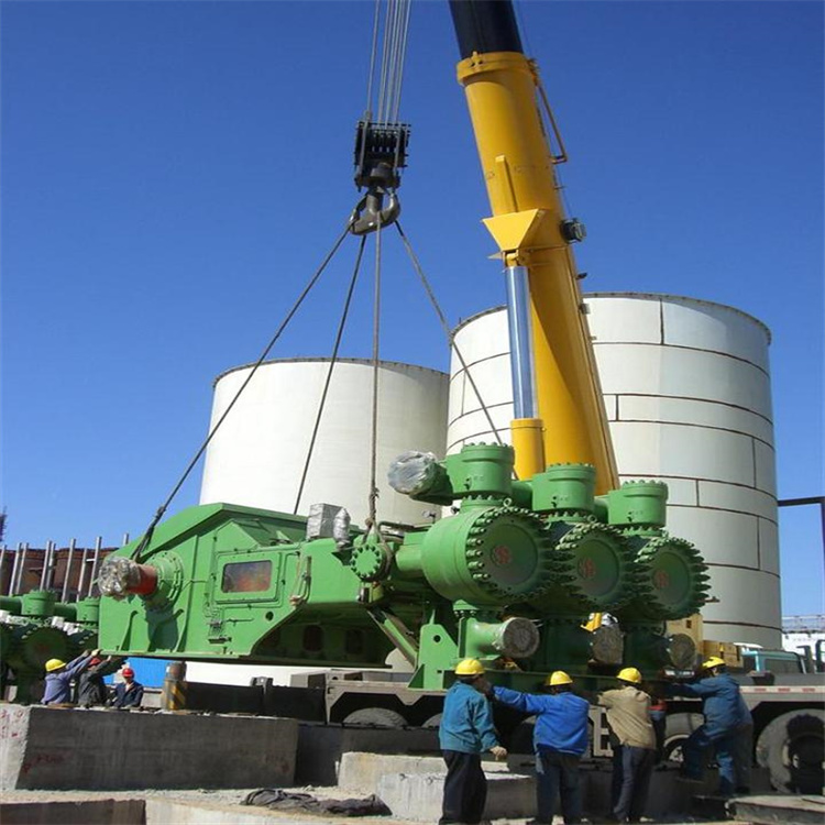 从化租赁200吨吊车